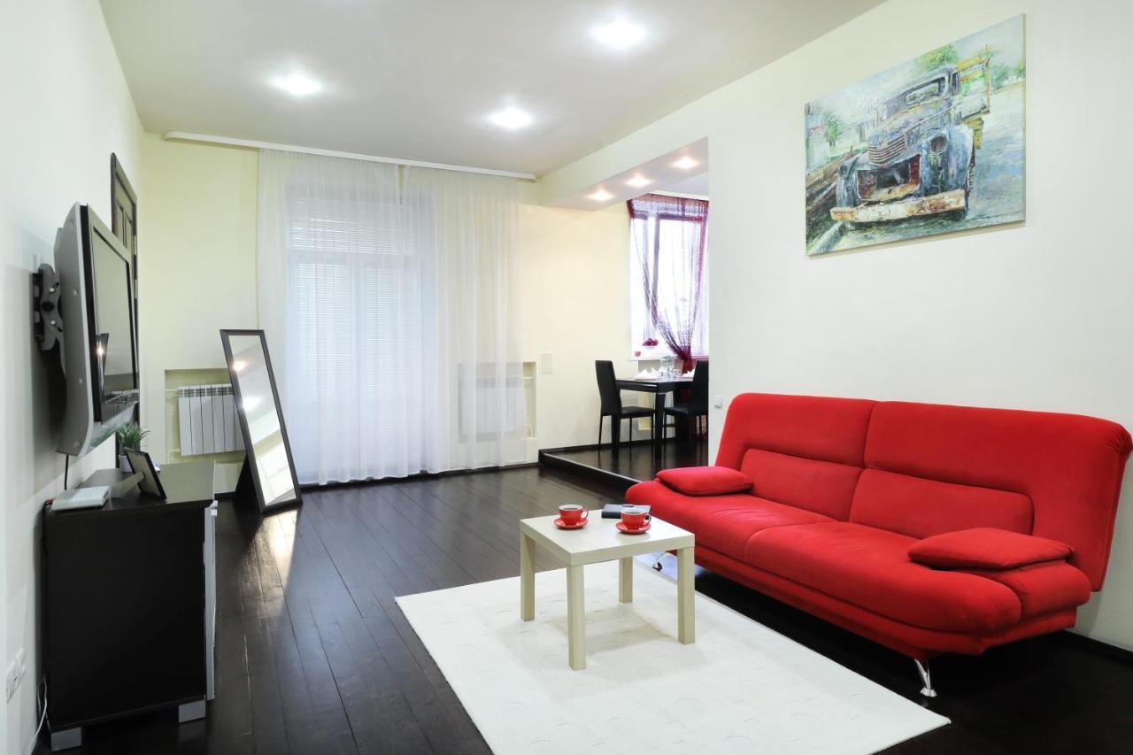 Paulmarie Apartments On Lenina Avenue Gomel Exterior photo