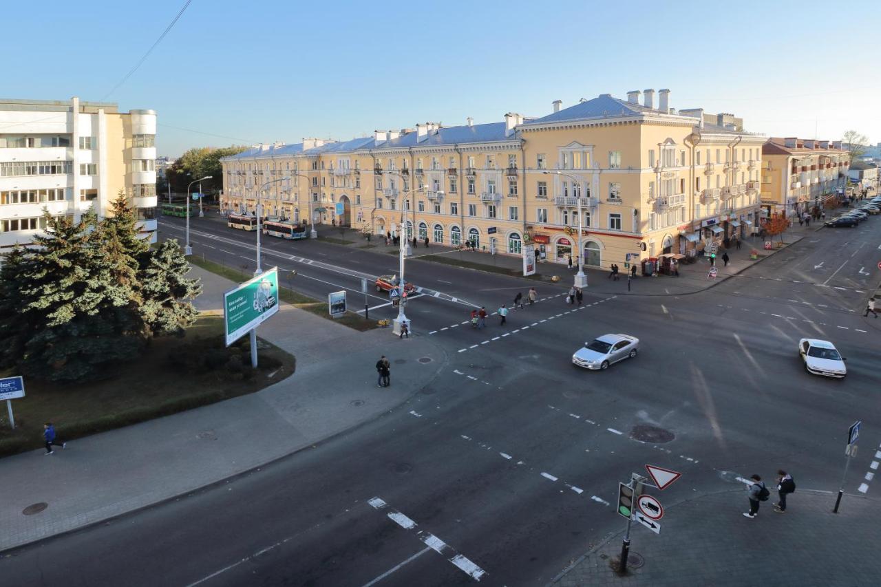 Paulmarie Apartments On Lenina Avenue Gomel Exterior photo