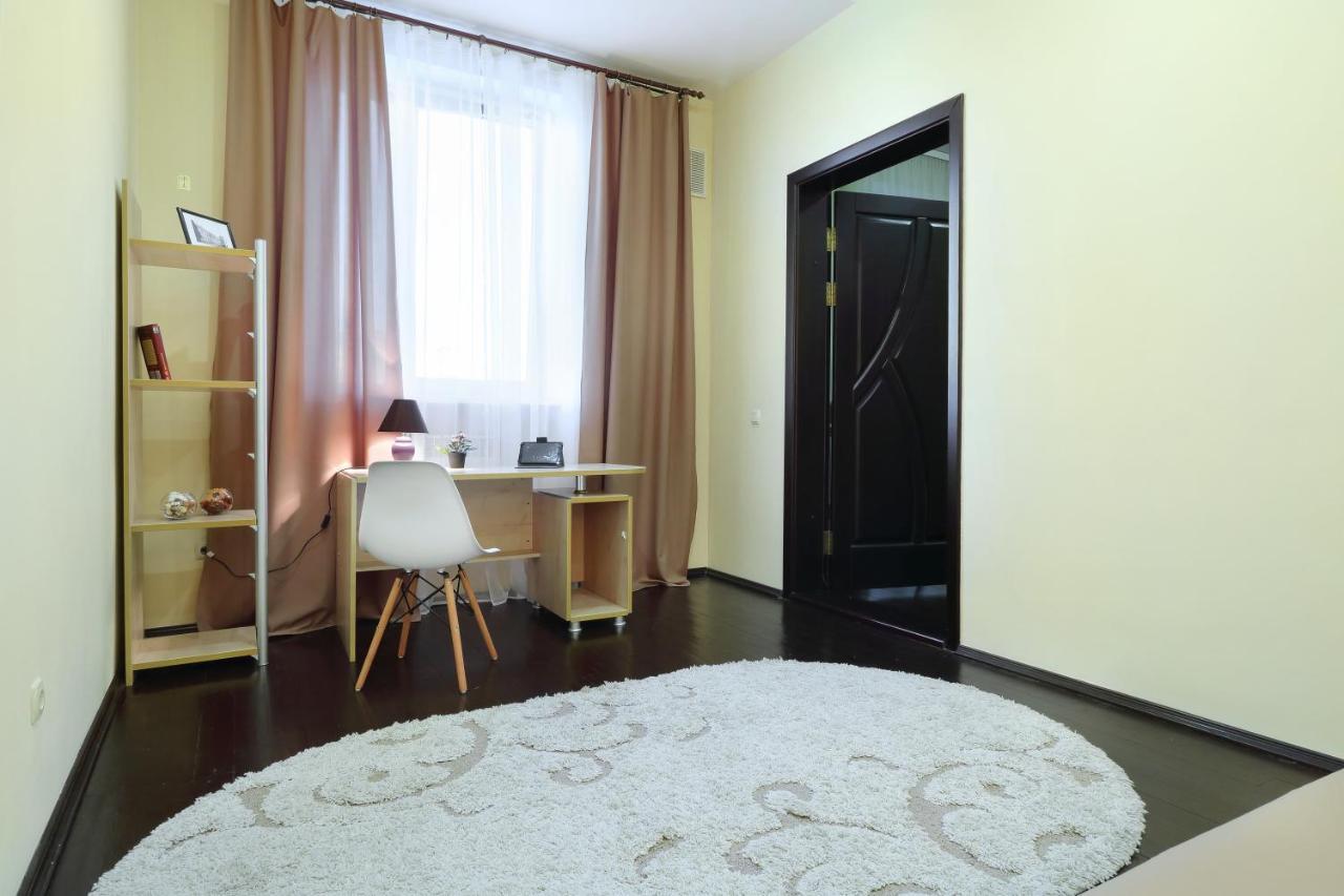 Paulmarie Apartments On Lenina Avenue Gomel Exterior photo